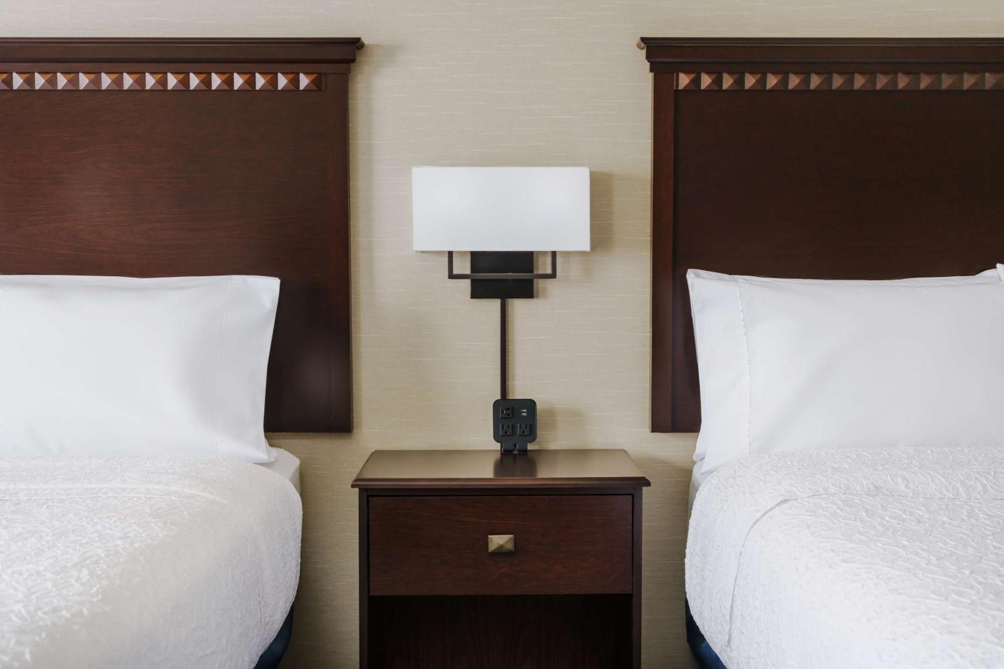 Hampton Inn & Suites West Sacramento Eksteriør billede